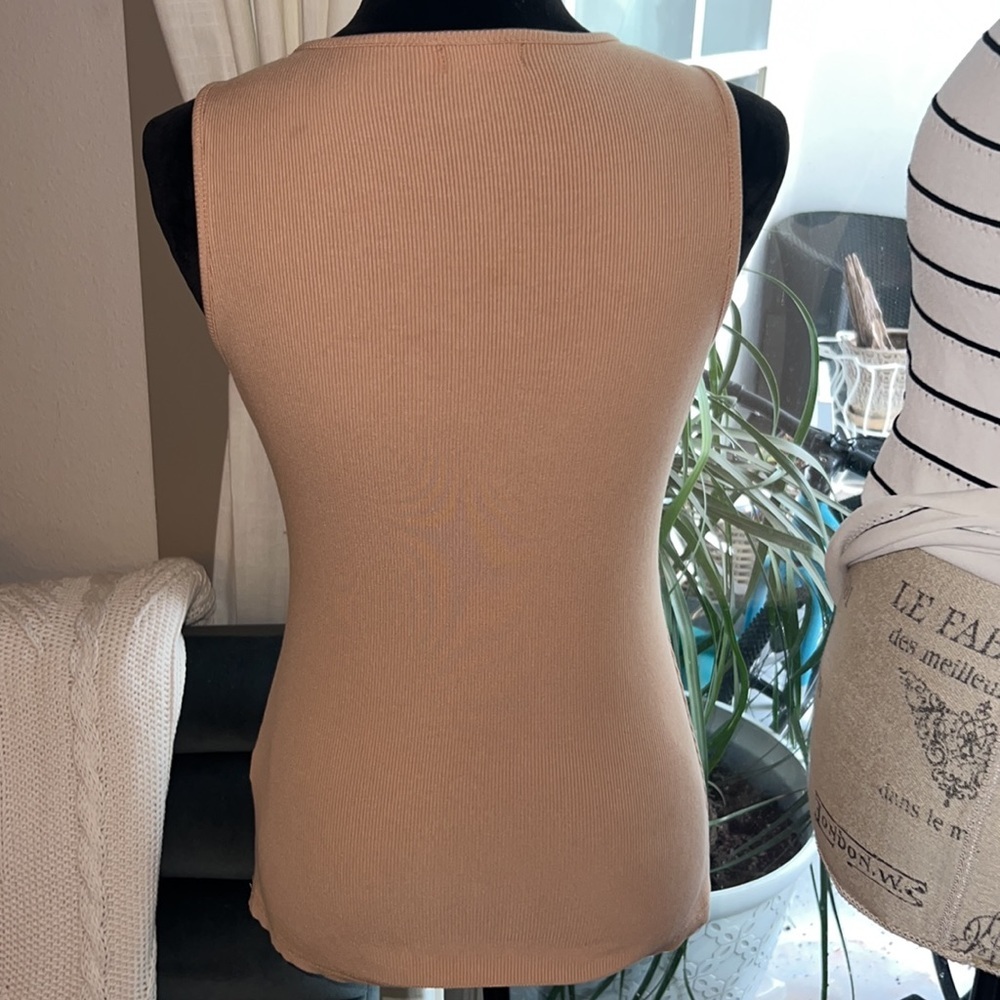 Oufeiya tan ribbed sleeveless tank top gold metal zipper pocket buttons Small​ - Picture 5 of 8